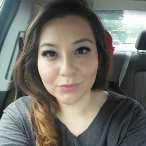 Meet your Posher, Cindy
